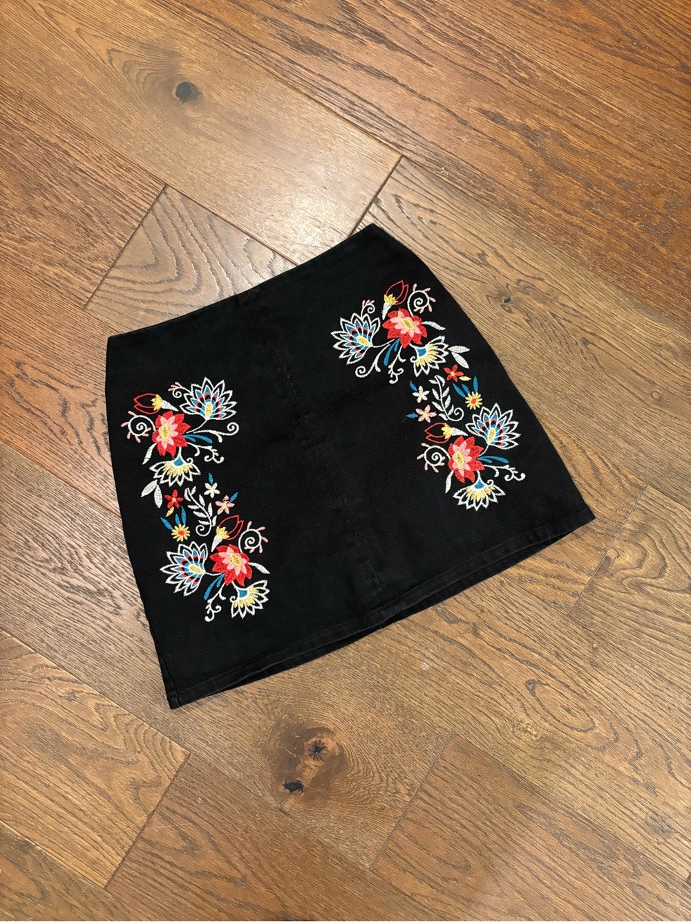 miami Black Mini Skirt with Multicolor Floral Embroidery